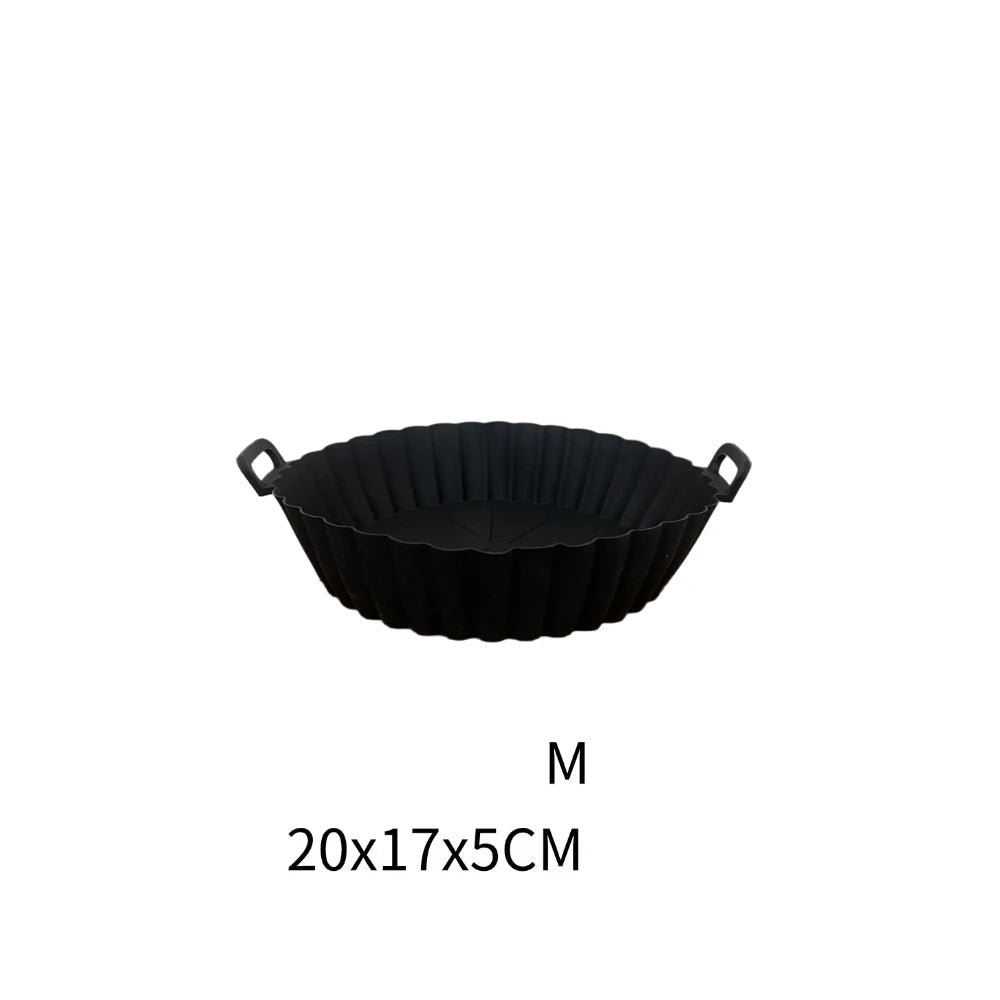 Un panier en silicone pour airfryer couleur noir + dimensions