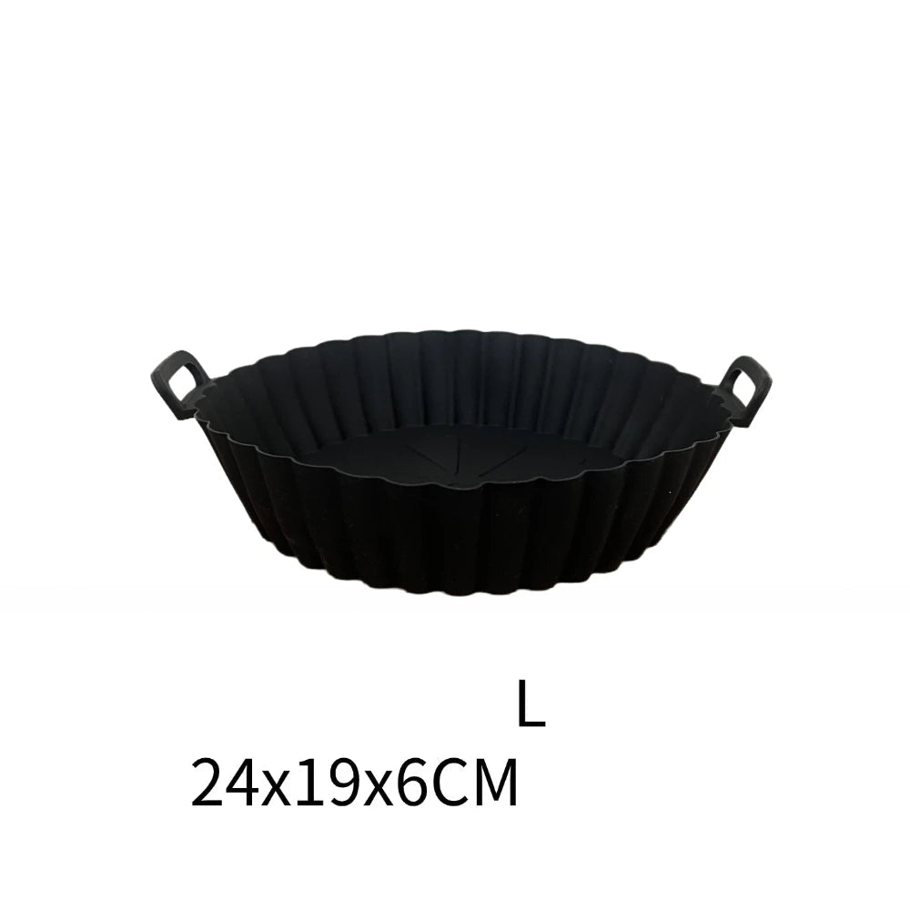 Un panier en silicone pour airfryer couleur noir + dimensions