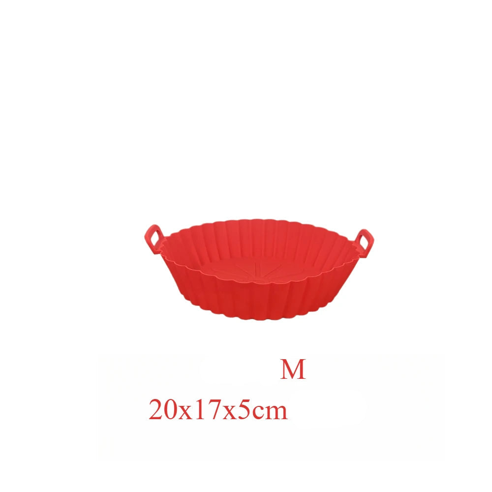 Un panier en silicone pour airfryer couleur rouge + dimensions