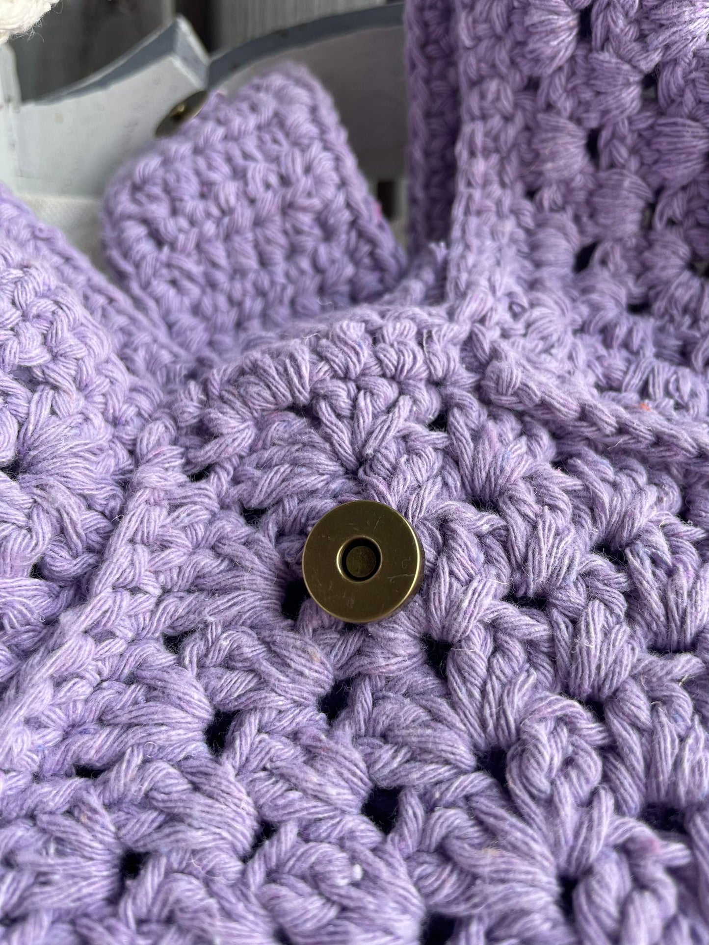 Sac à main lilas en coton avec anses macramé