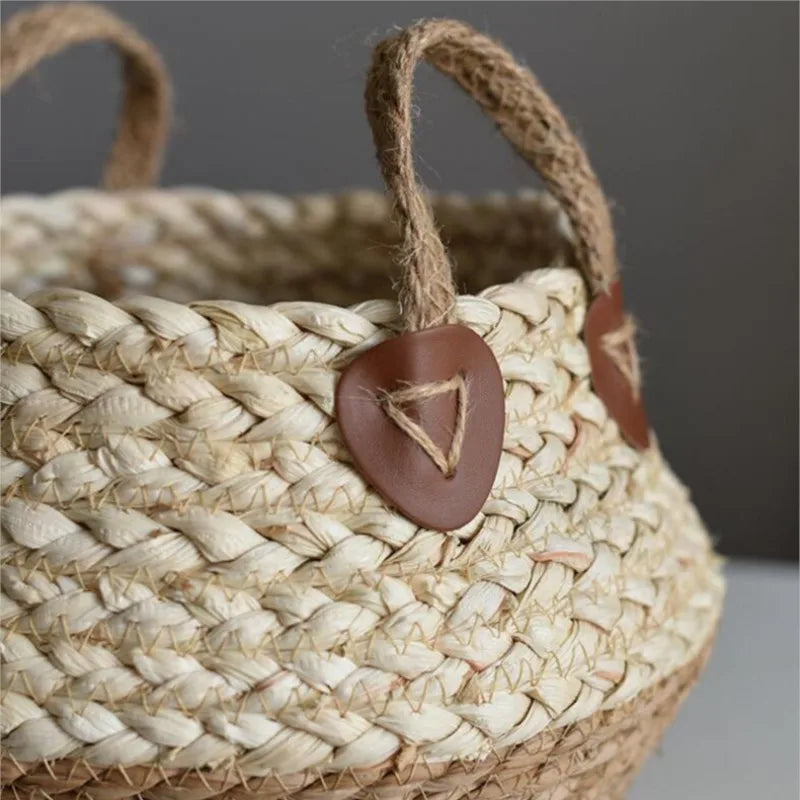Panier tressé en fibres naturelles maïs et jonc