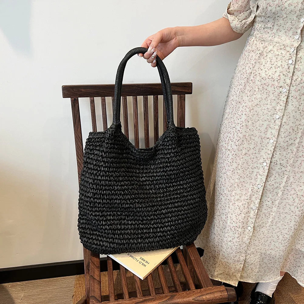 Panier cabas en paille tressée vintage