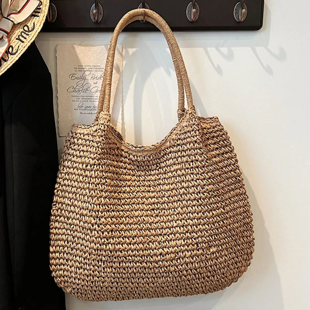 Panier cabas en paille tressée vintage