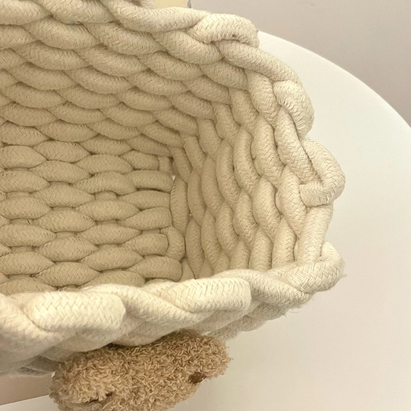 Panier ourson en coton tressé | Rangement déco pour chambre enfant