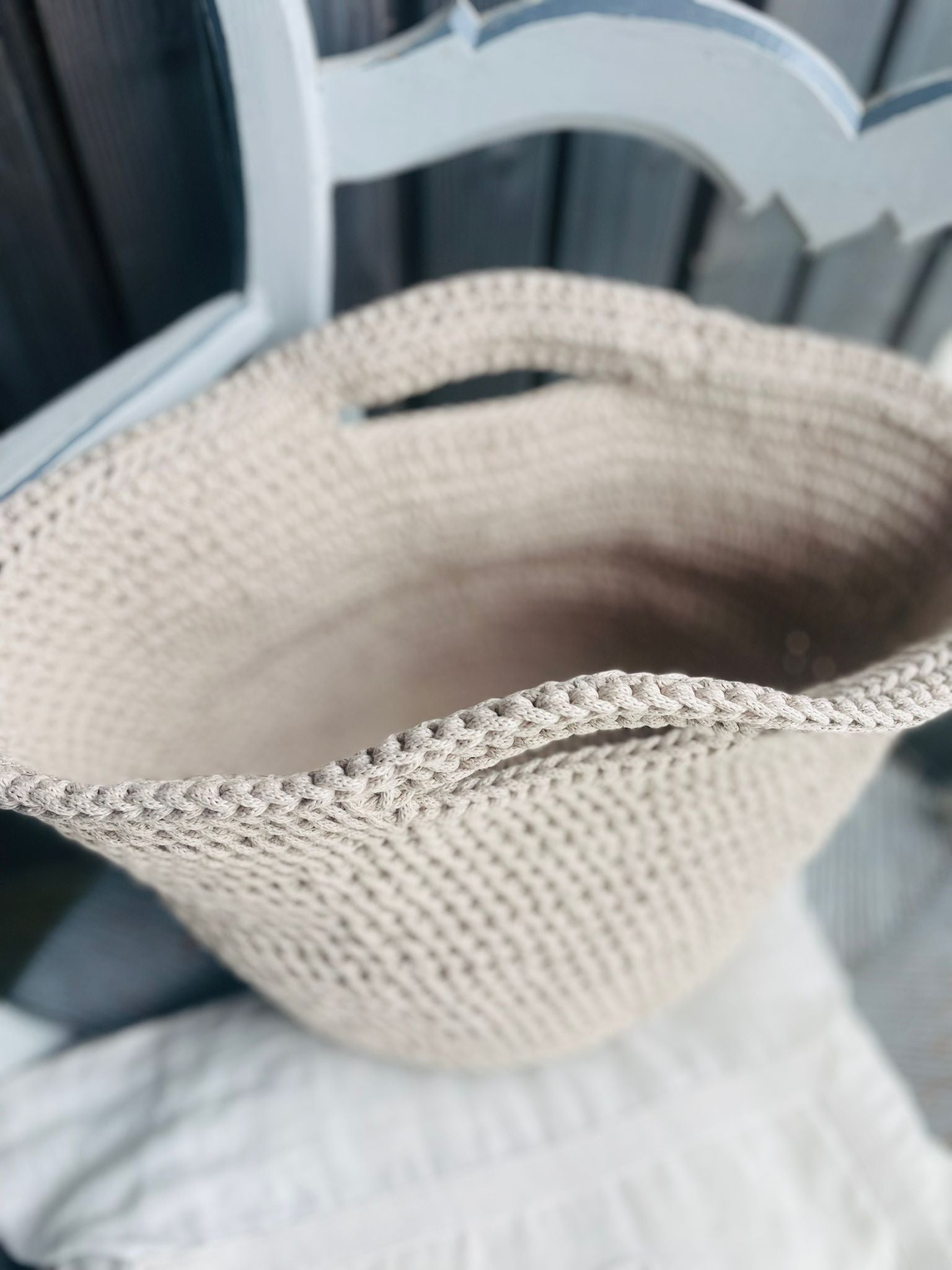 Panier camel crocheté à la main – solide et artisanal