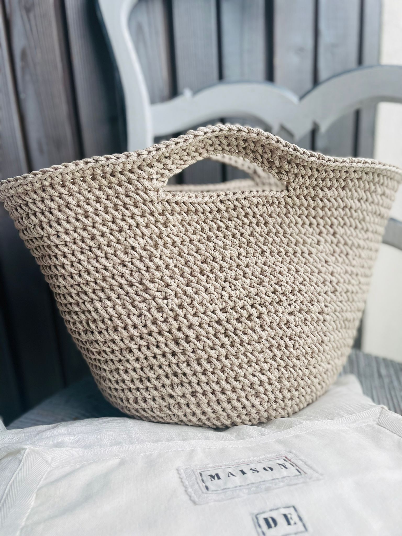 Panier en corde de coton camel fait main -vue extérieure