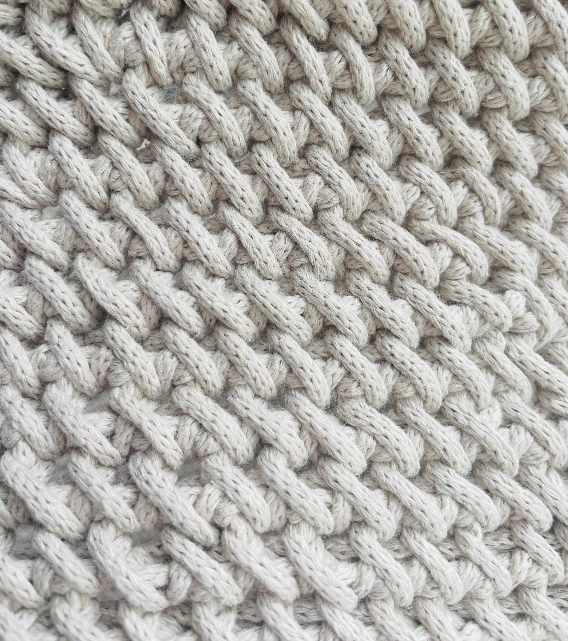 Panier corde de coton, vue macro pour définition du point tissé