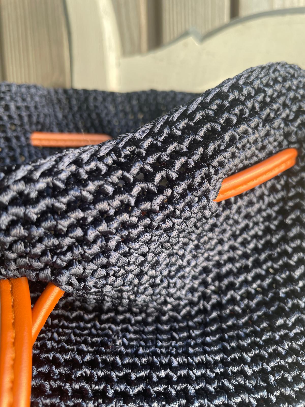 Zoom sur la maille et le lien de serrage